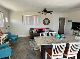 Salty Sandcrab Steps2 Bch Gameroom Golf Simulator - Daytona Beach - 6