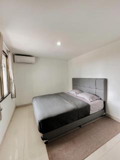 Apateu1109B - Simple Cozy 1 BR Apartment NON SMOKING at Tera Residence Bandung - Bandung - 1