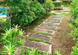 Cozy 1BR Condo with FREE Swimming Pool, Gym, FREE Parking Near Princesa City Center - B1 6Luster - 1