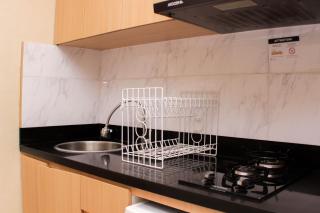 Comfort Studio Room at Oasis Cikarang Apartment By Travelio - Bekasi - 3