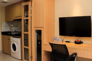 Comfort Studio Room at Oasis Cikarang Apartment By Travelio - Bekasi - 1
