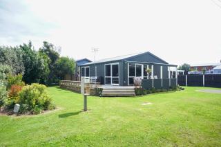 Wait & Sea - Foxton Beach - 1