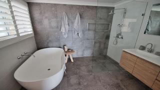 The Pool House - Light and Spacious - Wamberal - 3
