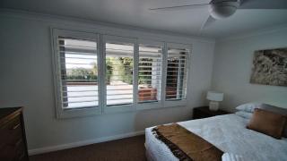 The Pool House - Light and Spacious - Wamberal - 2