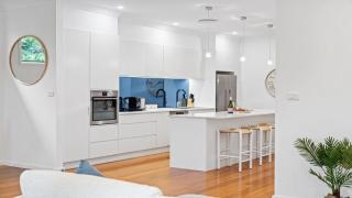 Avoca Beach - The Round Drive - Avoca Beach - 9