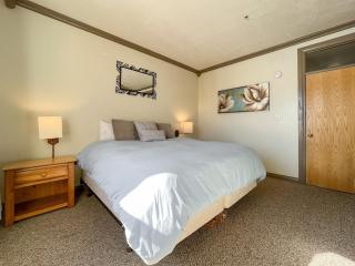 7 Guests 2BR 2BA Pool Hot Tub & Game Room at CBL - Brian Head - 6