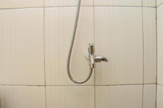 Comfy and Tidy Studio Apartment at Margonda Residence 4 near UI By Travelio - 6