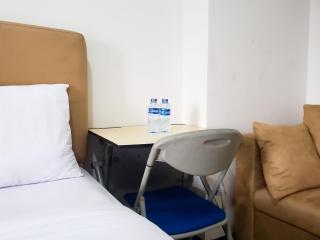 Warm and Cozy Studio at Cinere Resort Apartment By Travelio - Depok - 5