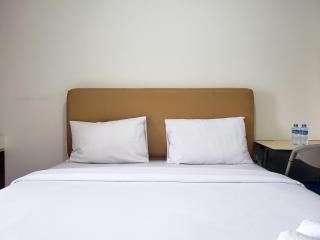 Warm and Cozy Studio at Cinere Resort Apartment By Travelio - Depok - 4