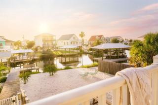 Family Beach Summer Stay at Combo Bungalows w Pool! - Gulf Shores - 7
