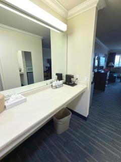 Blue Way Inn & Suites Ocean Shores - Ocean Shores - 2
