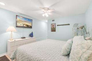 Sunrise Villa 105 - BOARDWALK TO THE BEACH - 4