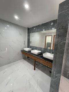 JJ Lawns And Resort - Lucknow - 1