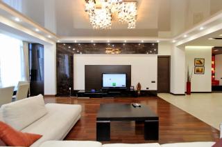 Comfort 3 Bedrooms 2 Bathrooms 205 SQM Apartment Near Republic Square - Yerevan - 6