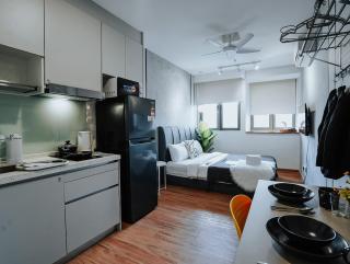 Sky Pool Suites KL Sentral - Riveria City - Kuala Lumpur - 1