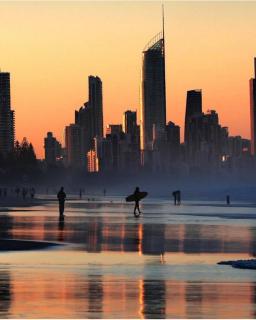 Iconic Q1 Level 35! - Gold Coast - 4