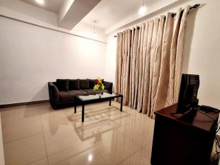 2BR at Oval View - Comfort Stay! - 0