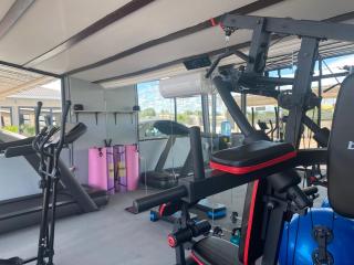 Executive Suites and Spa - 1