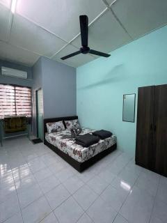 Teratak Bonda Homestay Seri Iskandar - 6