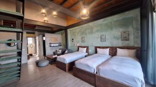 Moose & Squirrel - 3