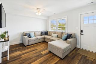 Coastal Comfort 203 - 8