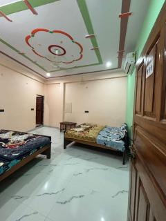 Sri sitaram hanumant palace 500 meter from ayodhya railway and ram mandir - Ayodhya - 3
