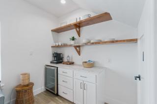 Elegant 4BR Coastal Escape with Stunning Views - 7