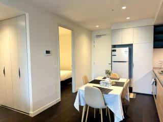 Beauty 2Bed Apt Parking West Mel - 1