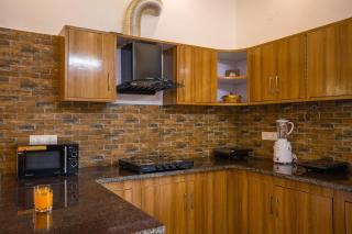 3-BHK Retreat with Picturesque Balcony & Patio - Rājpur - 5