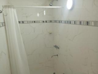 PISO con Parrilla apto jovenes y familia 90 metros centro - Mar del Plata - 1
