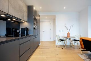 Veeve - The Battersea Skyview Apartment - Londra - 4