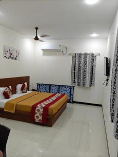 Mayura Residency lodge - Palni - 4