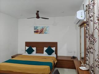 Mayura Residency lodge - Palni - 2