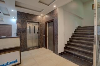 Hotel Dolphin Near IGI Airport Delhi - Nova Deli - 1