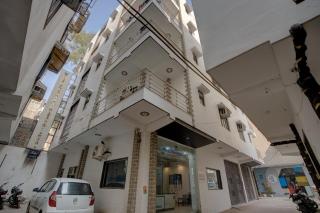 Hotel Dolphin at Delhi Airport - 5