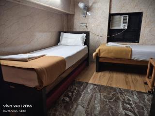 Hotel Regal Plaza - Mumbai - 9