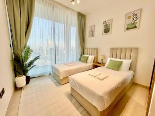 Elite 2BR Suite with Private Pool in JVC - 9