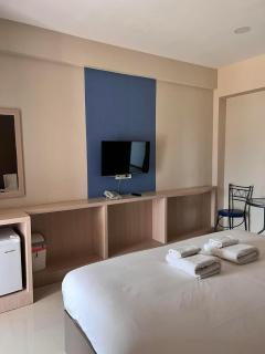 Goodview residence - 1