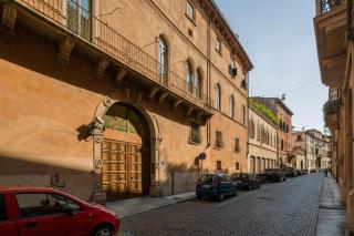 Leoncino 9 city apartment - Verona - 8