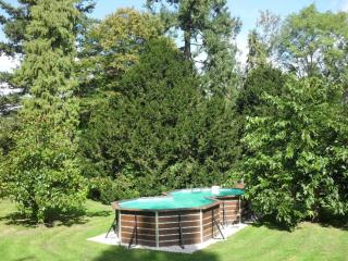 Gite rural avec piscine en bord de rivière - 6