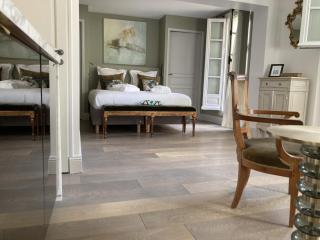 JEAN XXII Elegant Apartment Suite Spa et Fitness with balcony - Avignon - 0