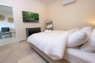 נעם בגלבוע -2 סוויטות מהממות עם נוף לגלבוע - 1