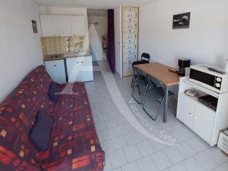 Studio avec terrasse a 2 min des plages a pied - 0
