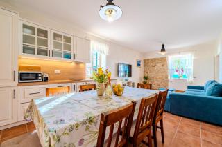 House for rent "Figurica" Lun - 6