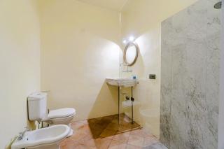 Romantic Getaway in Turin Cozy Apt with Terrace - Turin - 4