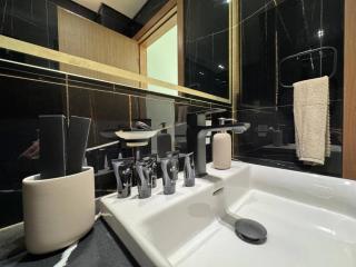 Stylish 1br With Garden View In Jvc - 1