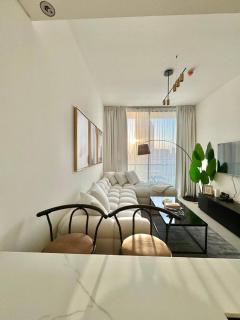 Stylish 1br With Garden View In Jvc - 0