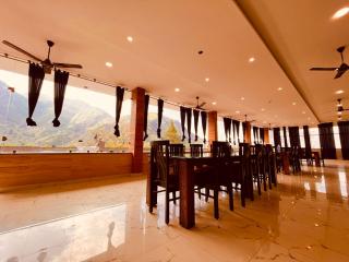 The kempty Fall Resort, Mussoorie - Lavish & Luxury Stay - Mussoorie - 4