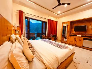 The kempty Fall Resort, Mussoorie - Lavish & Luxury Stay - Mussoorie - 3
