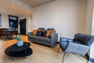 Marron Suite 2BR & City Walks - 5